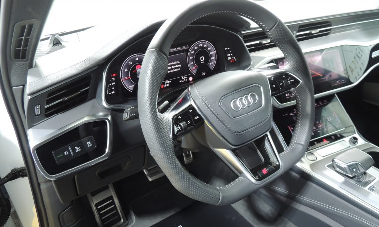 Audi A6 2.0 TDI quattro S-line