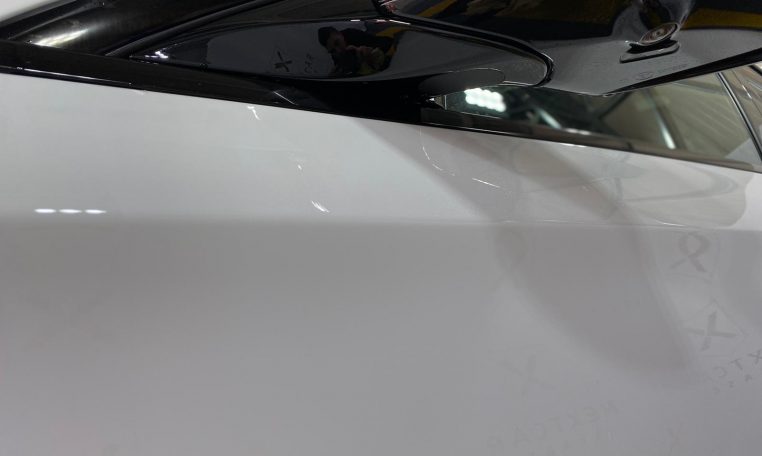 Mercedes Benz E220 4MATIC model 2020