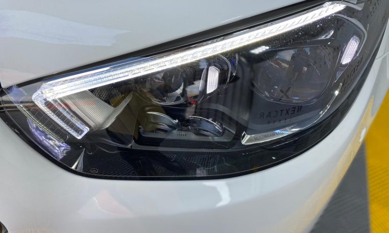 Mercedes Benz E220 4MATIC model 2020