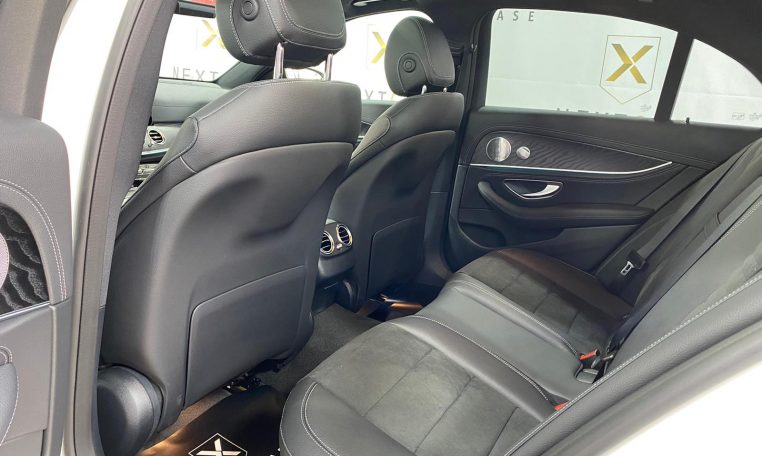 Mercedes Benz E220 4MATIC model 2020