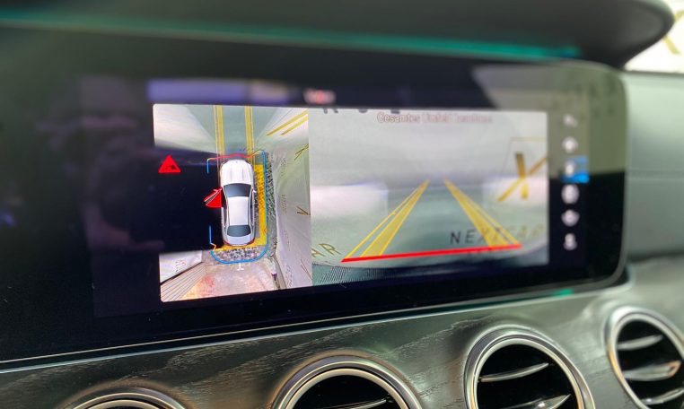 Mercedes Benz E220 4MATIC model 2020