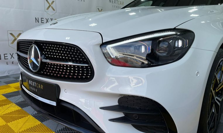 Mercedes Benz E220 4MATIC model 2020