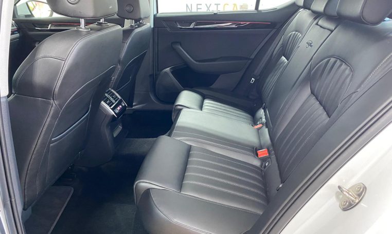 Skoda Superb 2.0 Tdi 140kw Laurin & Klement