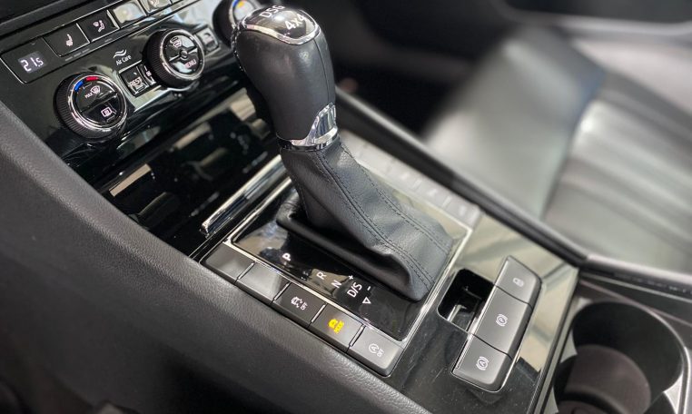 Skoda Superb 2.0 Tdi 140kw Laurin & Klement