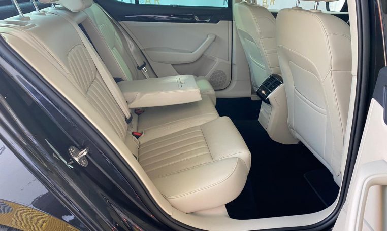 Skoda Superb 2.0 Tdi 140kw Laurin & Klement