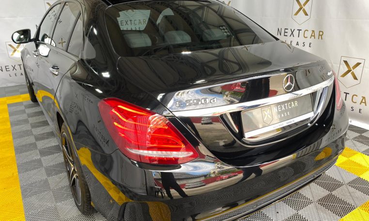 Mercedes Benz C250d 4MATIC AMG Line