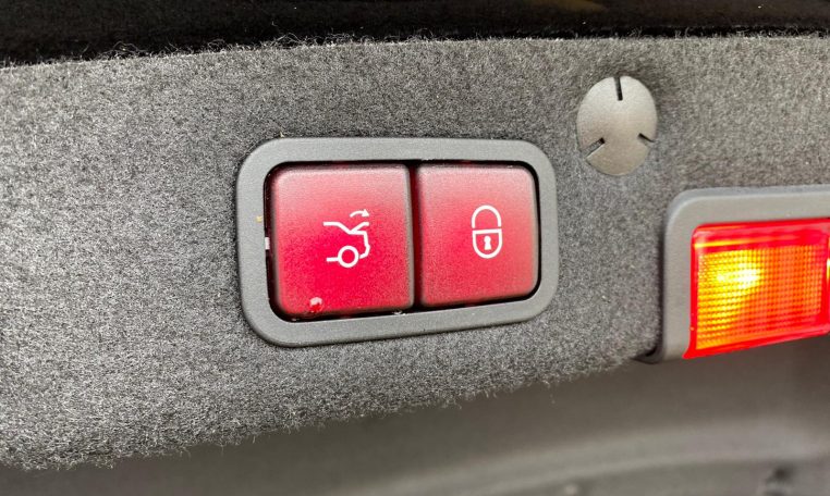 Mercedes Benz C250d 4MATIC AMG Line