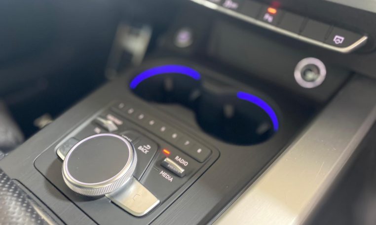 AUDI A4 2.0 TDI S tronic Sport