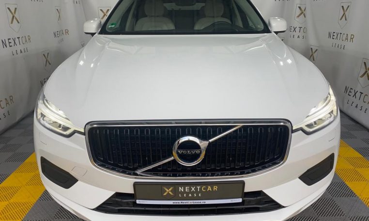 VOLVO XC60 D5 AWD Momentum