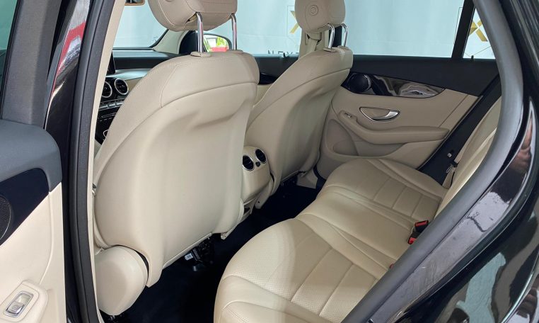 MERCEDES BENZ GLC 220 D 4-MATIC