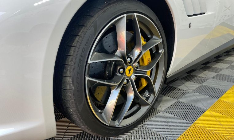 Ferrari GTC4 LUSSO T