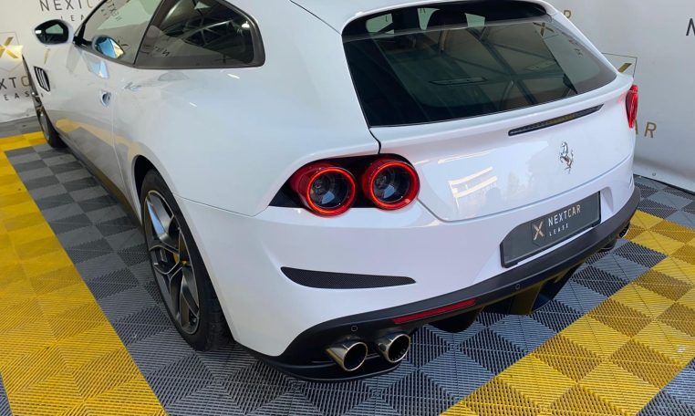 Ferrari GTC4 LUSSO T