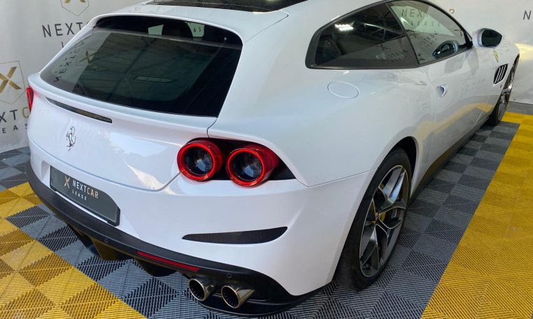 Ferrari GTC4 LUSSO T