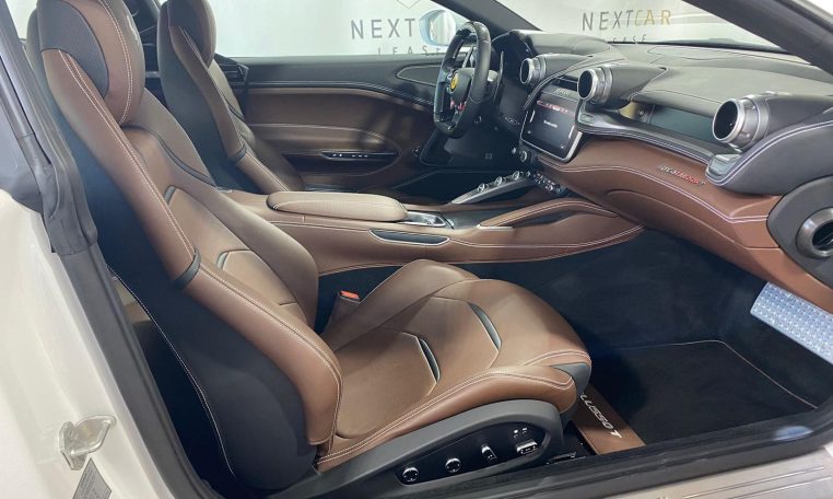 Ferrari GTC4 LUSSO T