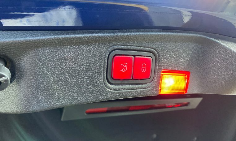 Mercedes Benz C200 Coupe