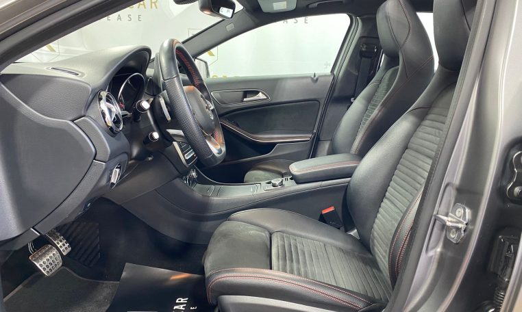 MERCEDES-BENZ GLA 220 4MATIC