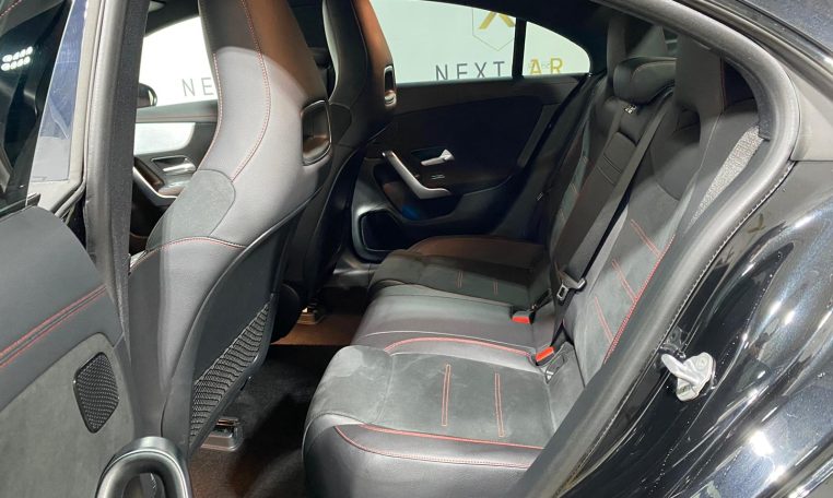 MERCEDES-BENZ CLA 180 d Coupe AMG Line