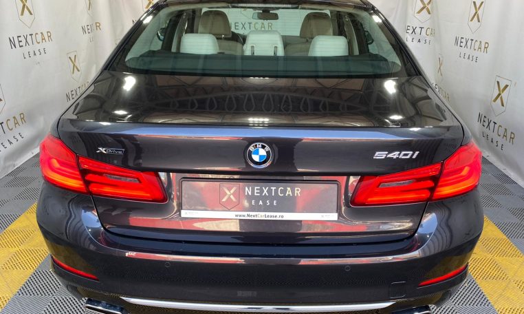 BMW 540i xDrive AT