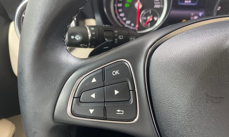 Mercedes Benz GLA 200d 4MATIC