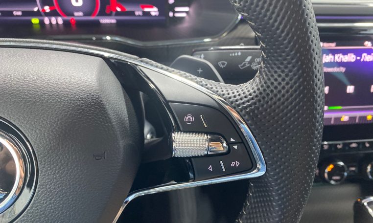 SKODA Superb 2.0 TDI DSG Style