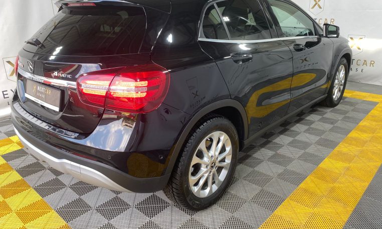 Mercedes Benz GLA 200d 4MATIC