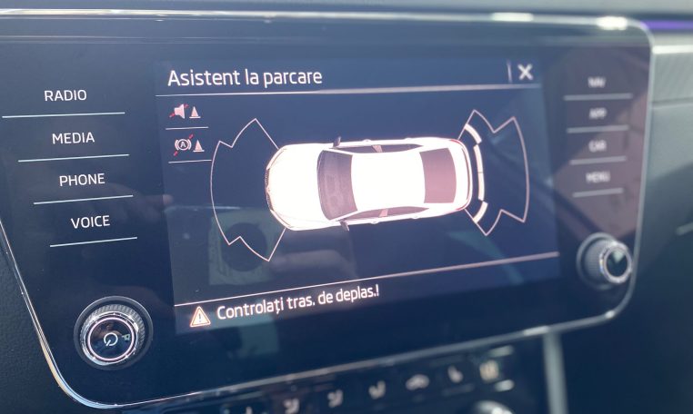 SKODA Superb 2.0 TDI DSG Style