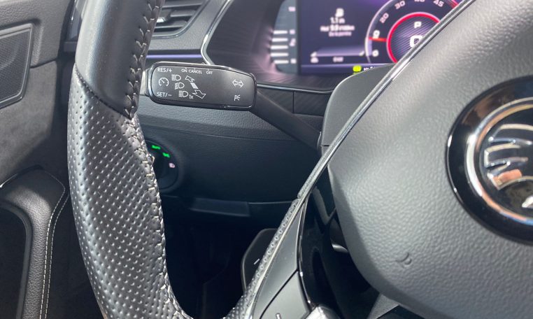 SKODA Superb 2.0 TDI DSG Style