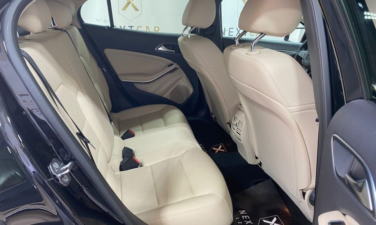 Mercedes Benz GLA 200d 4MATIC