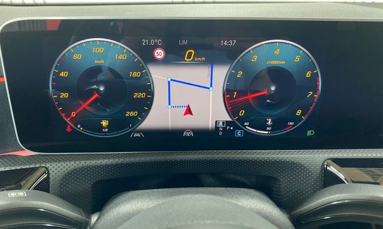 MERCEDES-BENZ CLA 220 4MATIC Coupe