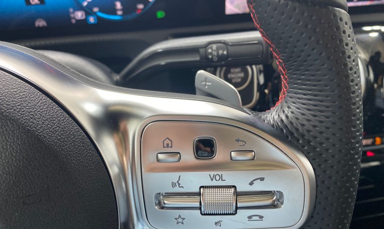 MERCEDES-BENZ CLA 220 4MATIC Coupe