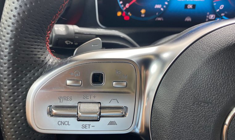 MERCEDES-BENZ CLA 220 4MATIC Coupe