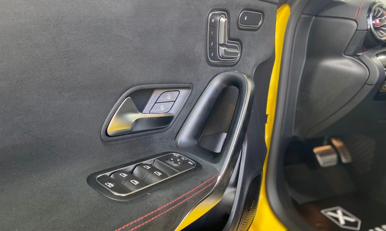 MERCEDES-BENZ CLA 220 4MATIC Coupe