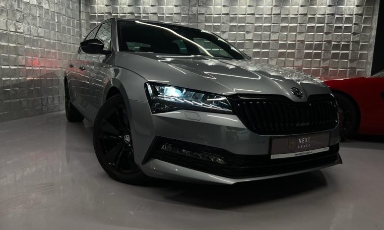 Skoda Superb Sportline 2.0 TDI DSG